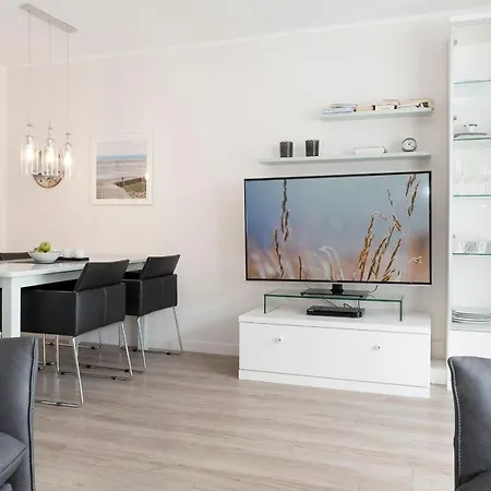 Miramar 509 Apartment